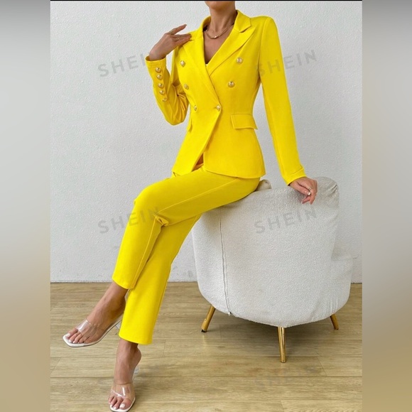 Women's Solid Color Double Breasted Long Sleeve Suit Jacket And Pants. - Picture 3 of 7